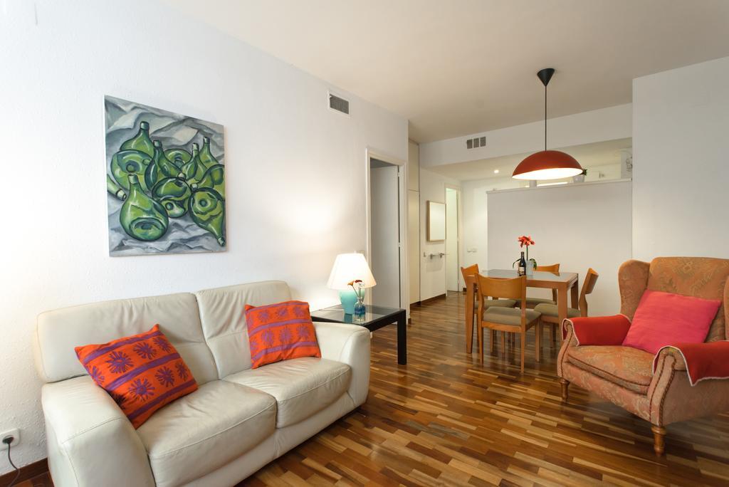Sweet Bcn Apartments Barcelone Extérieur photo